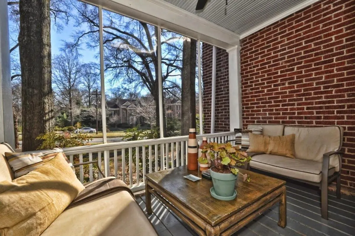 Holiday home 2 Bedroom In Myers Park With Comfortable Screened Porch Charlotte United States