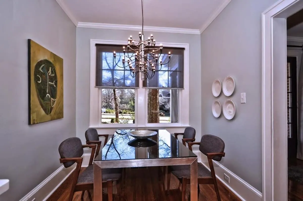 2 Bedroom In Myers Park With Comfortable Screened Porch Charlotte 0*,